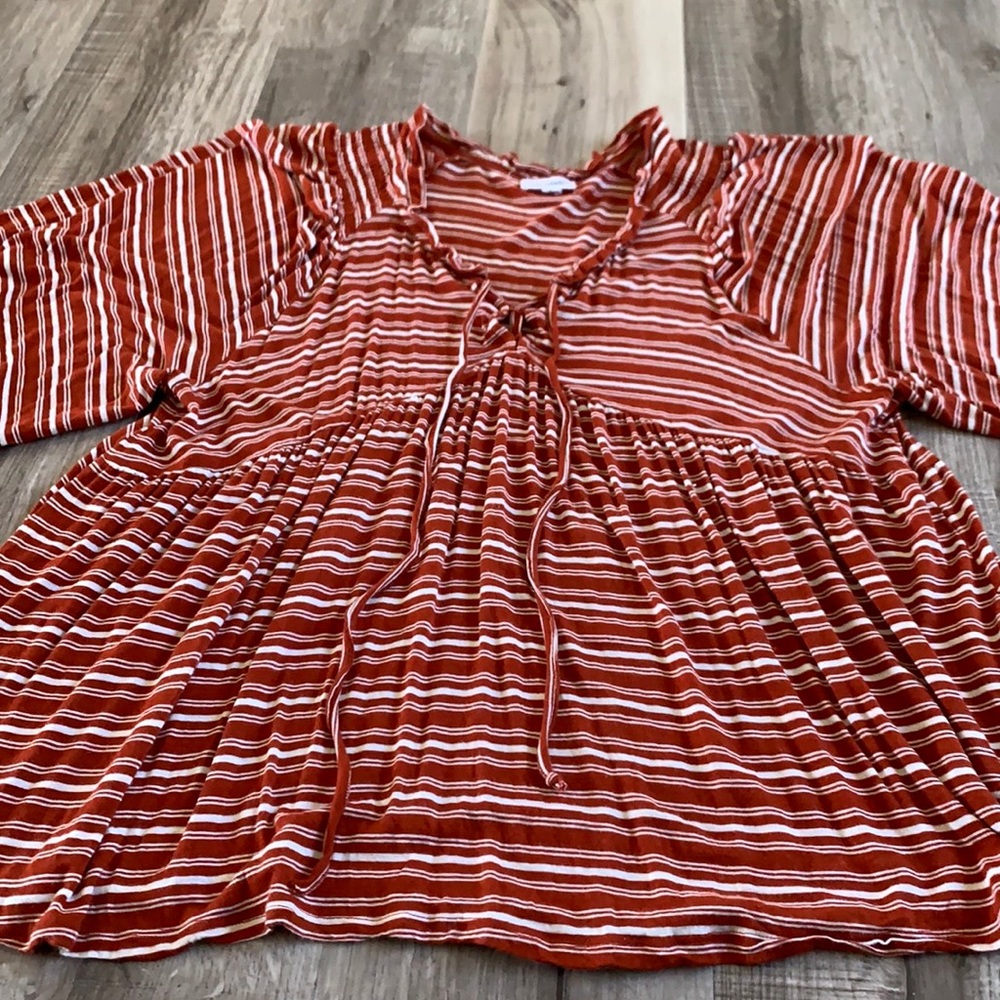 Eyeshadow (Maurice’s) top